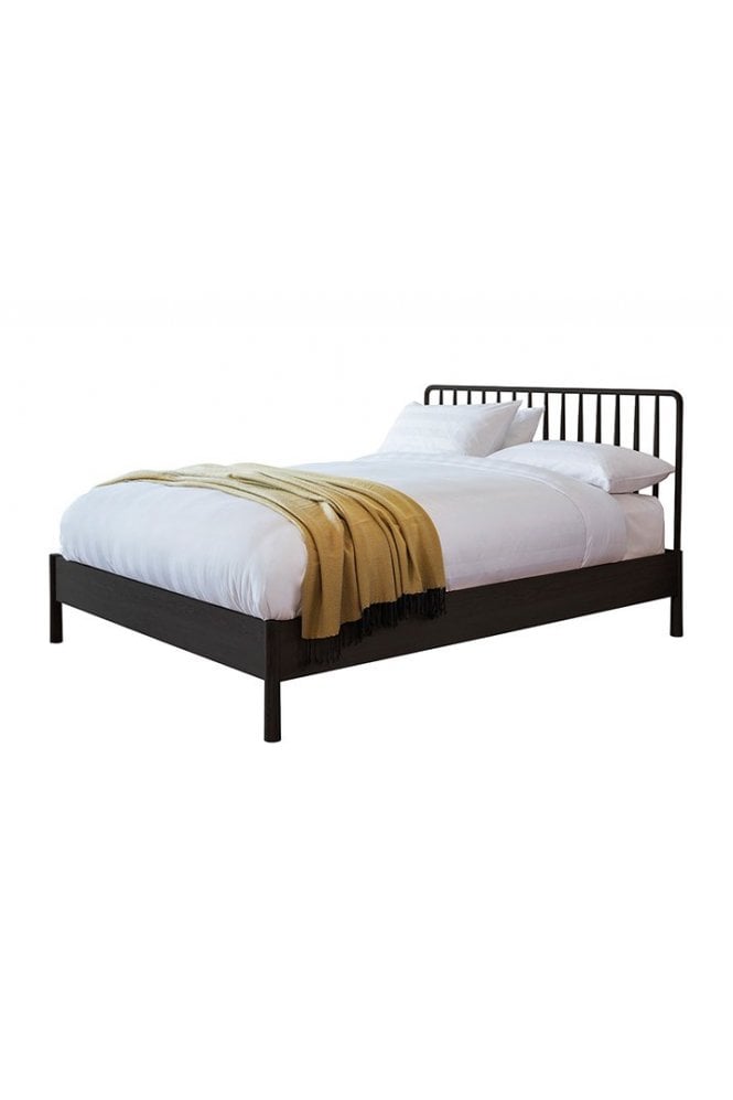 Wycombe 4'6" Spindle Bed