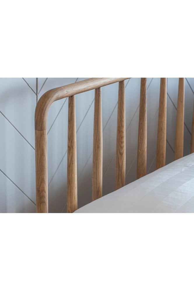 Wycombe 4'6" Spindle Bed