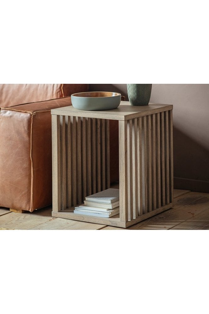 Oto Tables