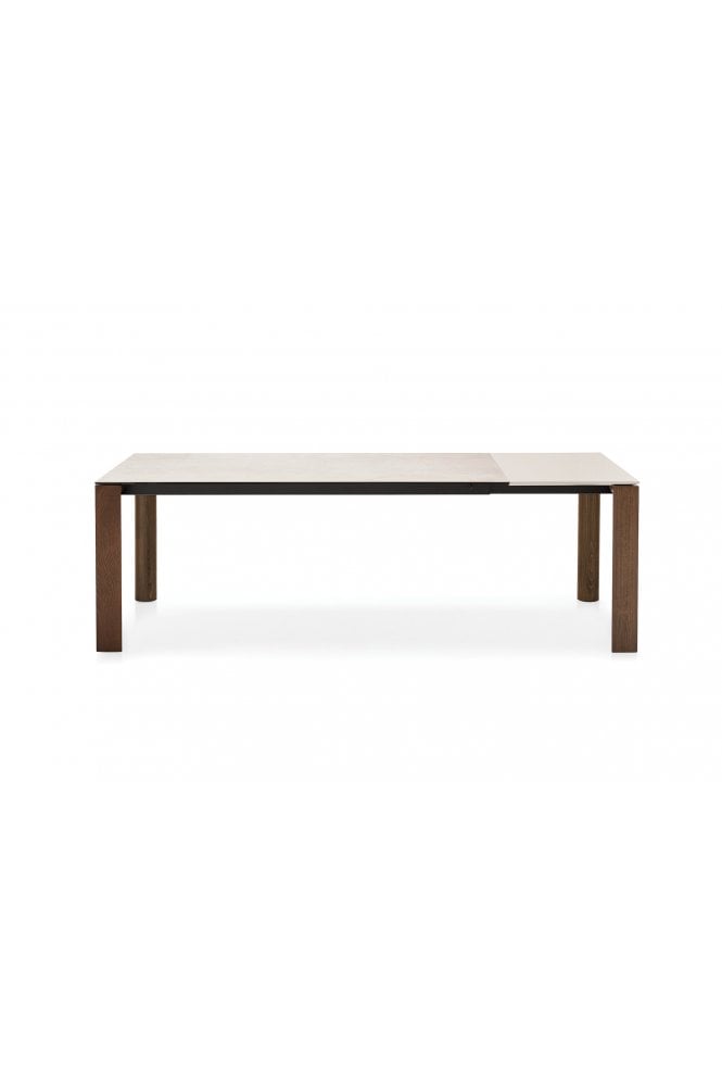 Rian Extending Dining table 160