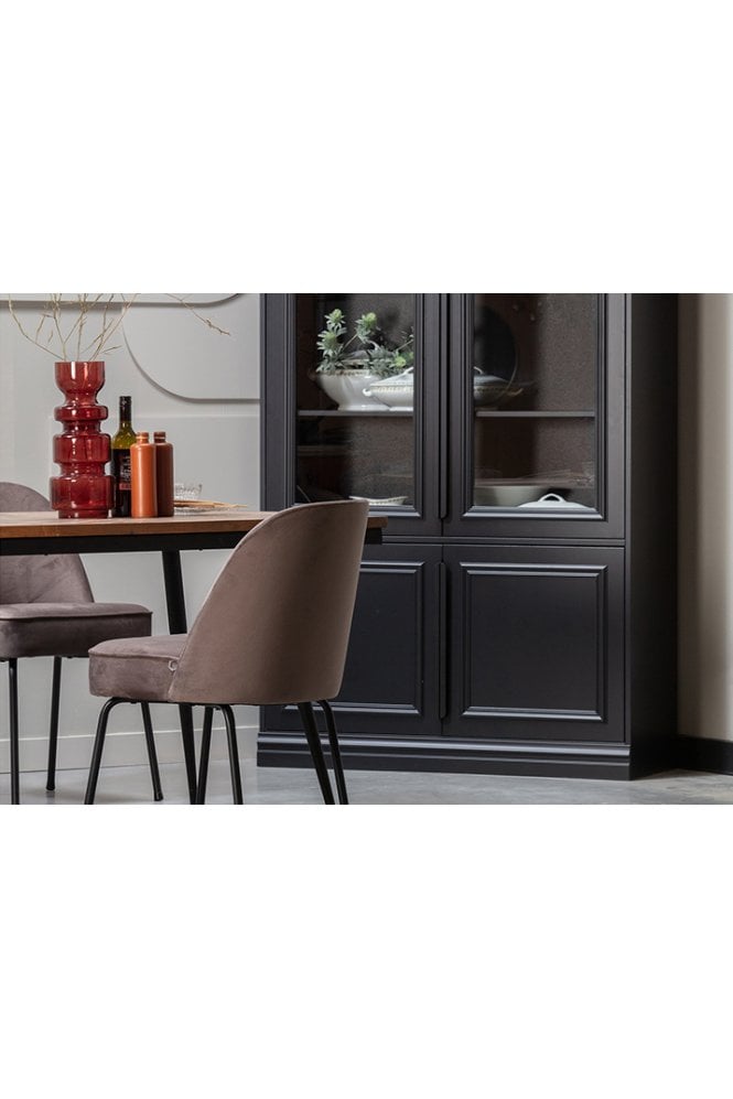 Torin dining table