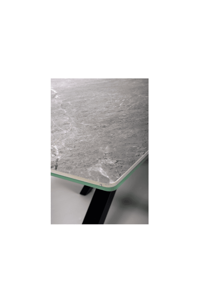 Tre 1600 Table