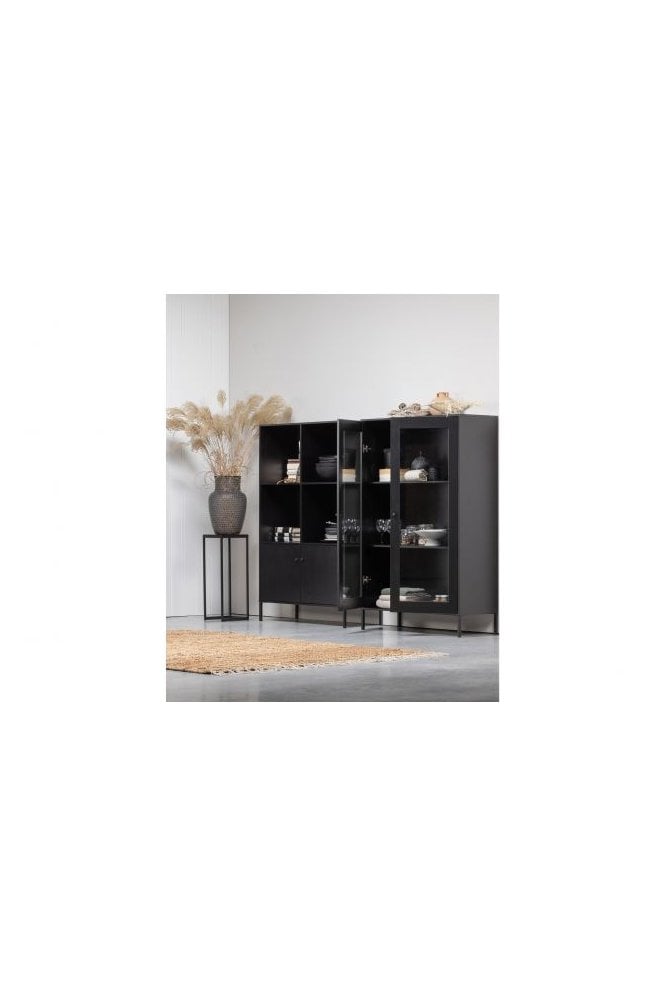 Am Cabinet Open
