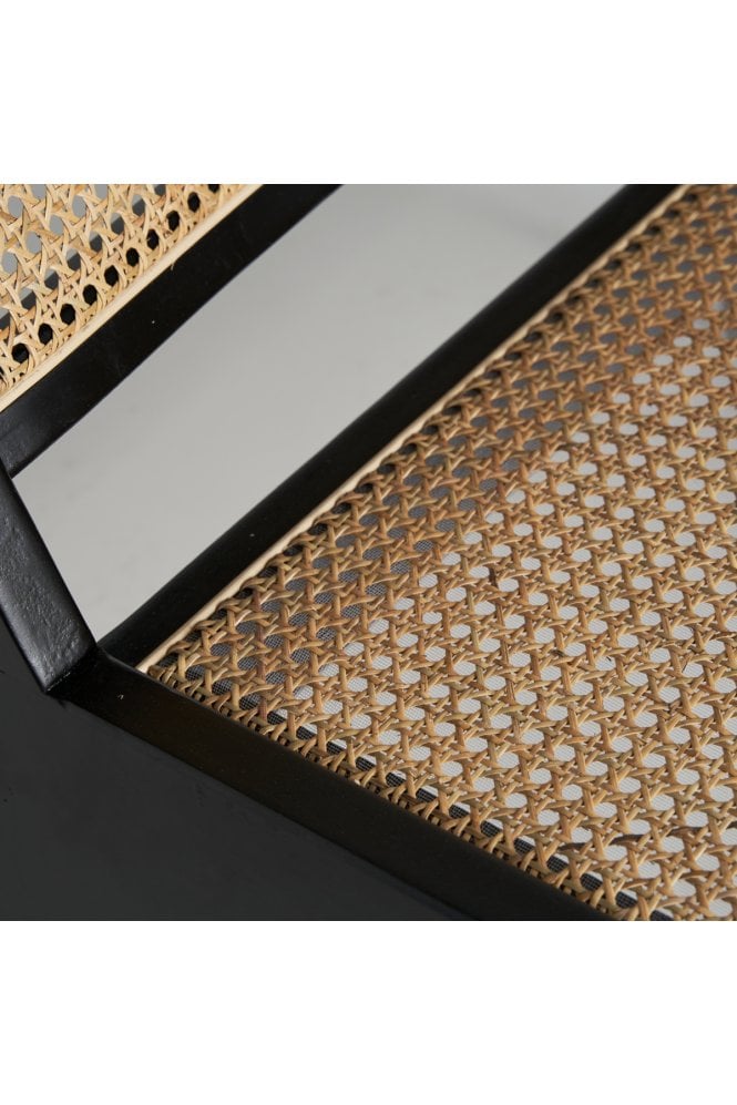 Seon Chair