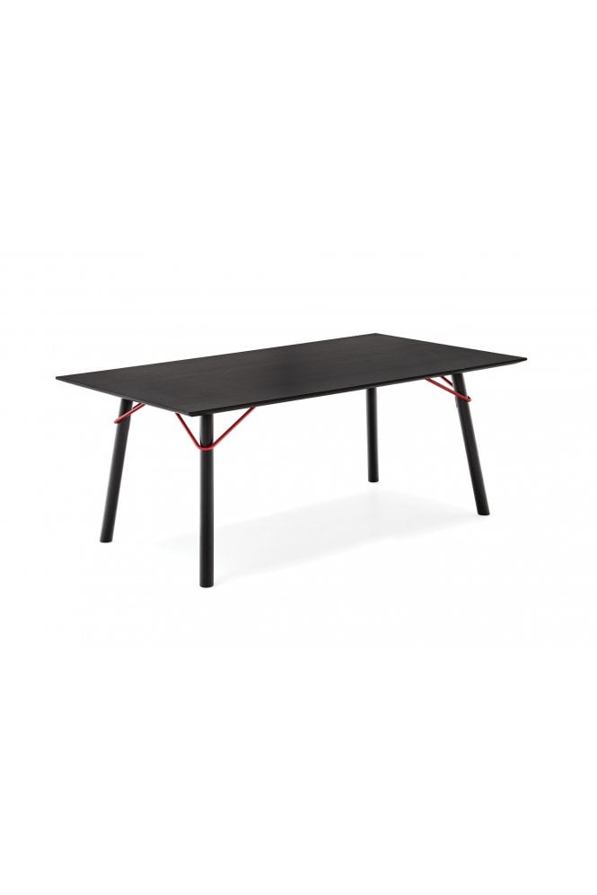 Ria Dining table 200