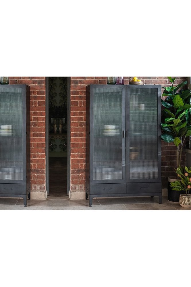 Ye 2 Door 2 Drawer Display Unit