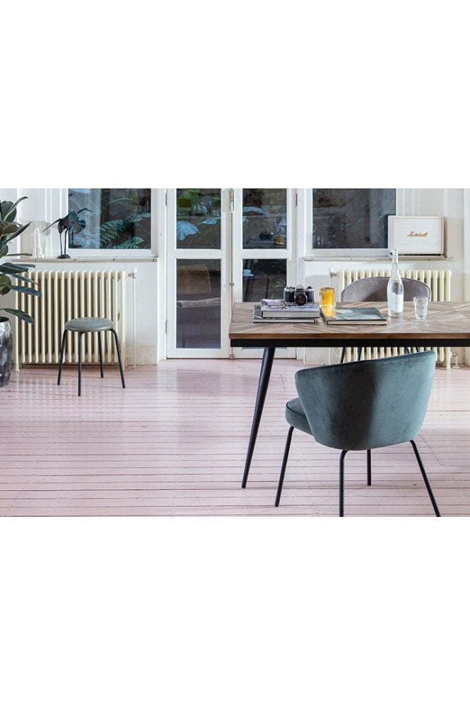Torin dining table