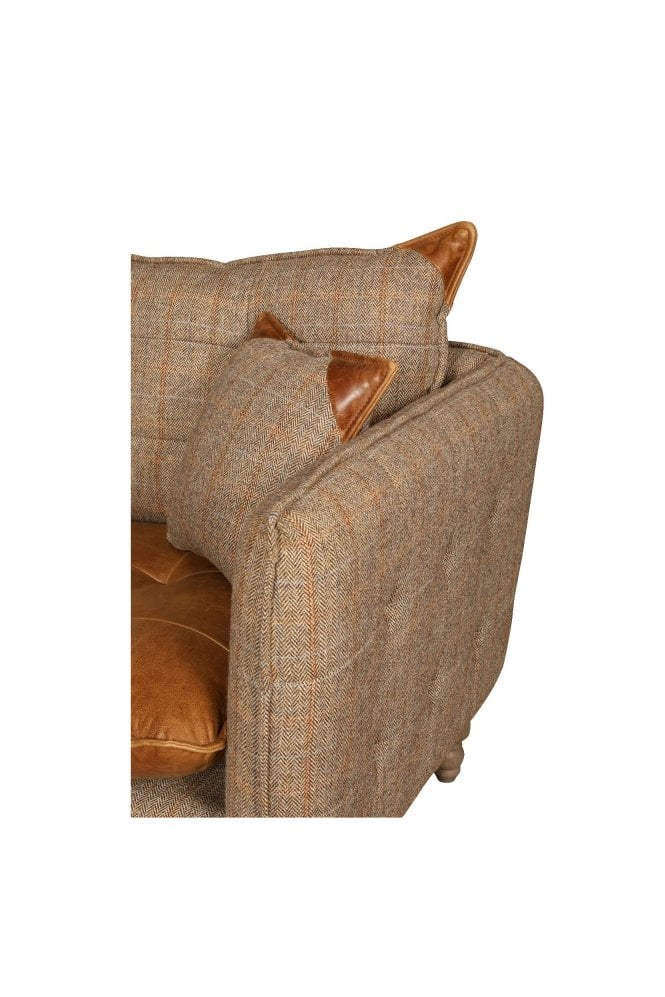 Gent 2 Seater Hunting Lodge
